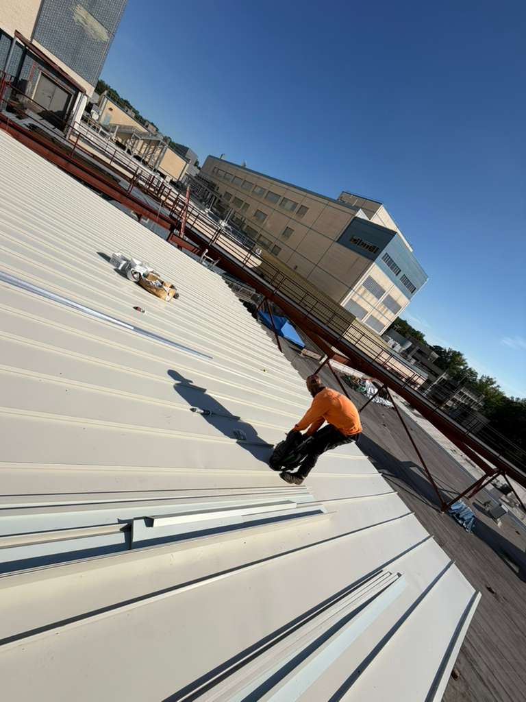 Standing seam metal roofing installation by Pinacho Construction in Georgia
